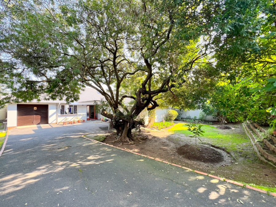 4 Bedroom Property for Sale in Kenridge Western Cape